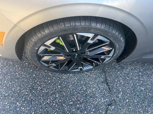 2025 Kia K5 GT