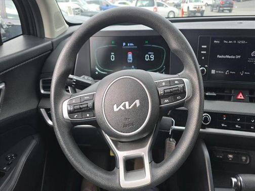 2024 Kia Sportage LX