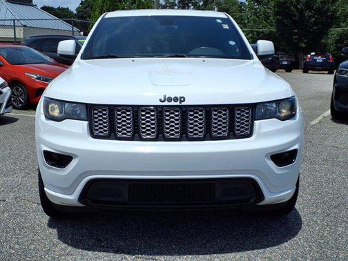 2021 Jeep Grand Cherokee Laredo