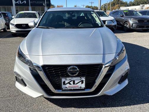 2022 Nissan Altima S FWD