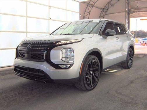 2022 Mitsubishi Outlander SE 2.5 2WD