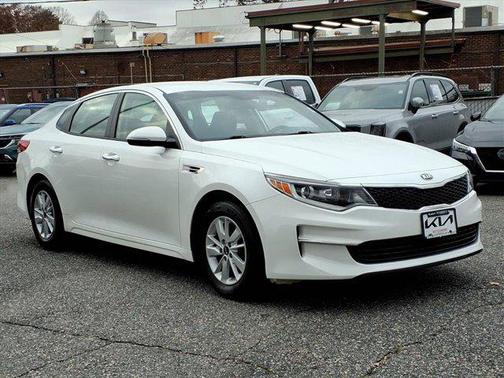 2018 Kia Optima LX