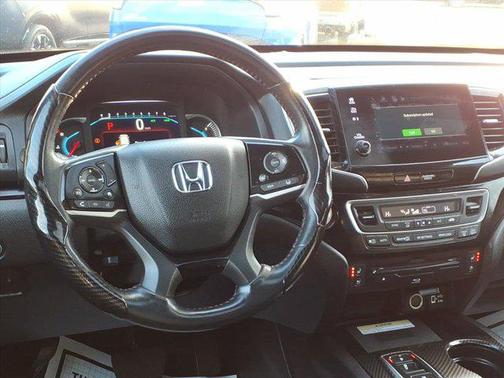 2022 Honda Pilot AWD Black Edition