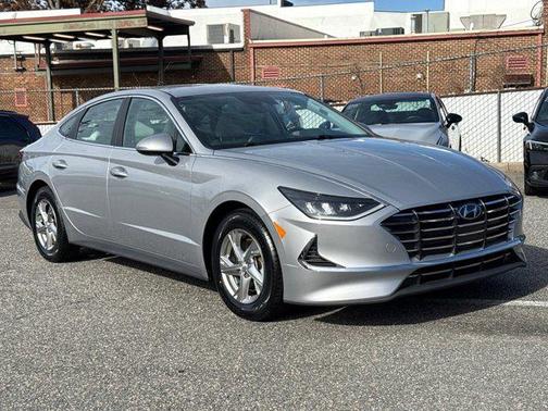 2023 Hyundai SONATA SE