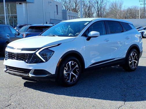 2025 Kia Sportage EX