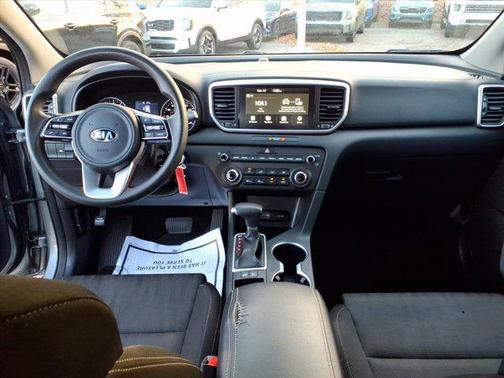 2022 Kia Sportage LX