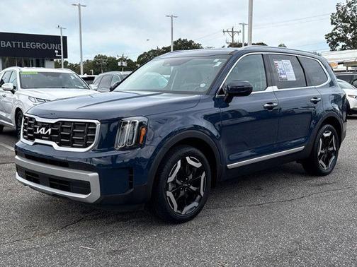 2023 Kia Telluride S