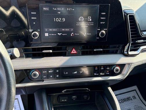 2023 Kia Sportage Hybrid LX