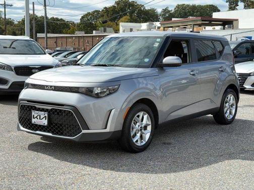 2023 Kia Soul LX