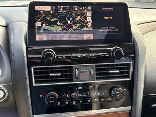 2024 Nissan Armada SL 4WD