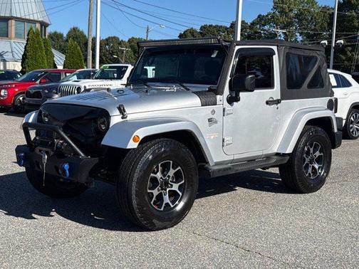 2012 Jeep Wrangler Sahara