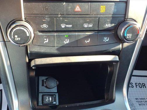 2015 Toyota Camry SE