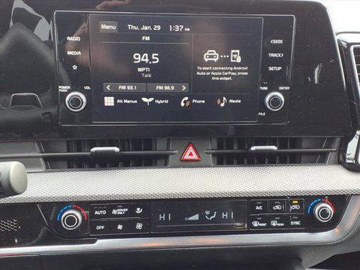 2024 Kia Sportage Hybrid LX