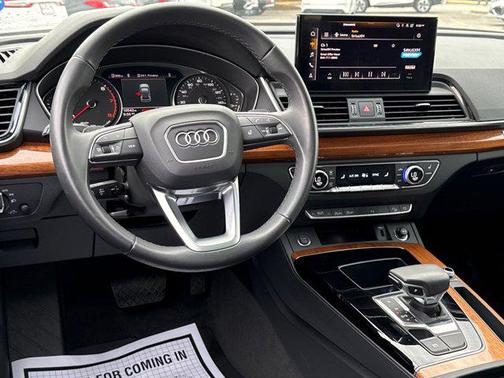 2023 Audi Q5 45 S line Premium