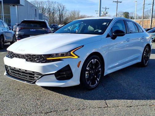 2024 Kia K5 GT-Line