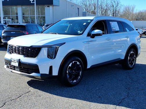 2024 Kia Sorento S