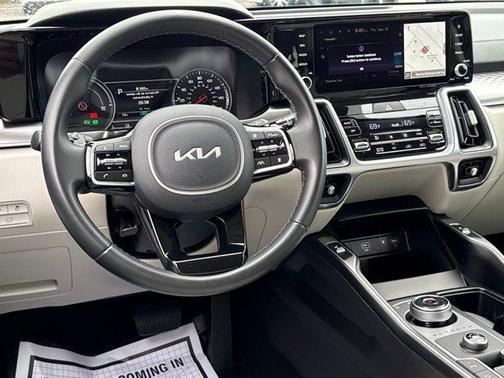 2023 Kia Sorento Hybrid EX