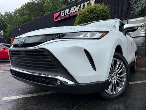 2023 Toyota Venza XLE