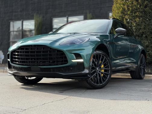 2023 Aston Martin DBX 707
