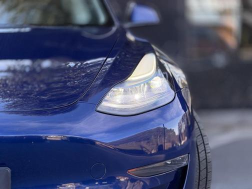 2023 Tesla Model 3 Standard Range