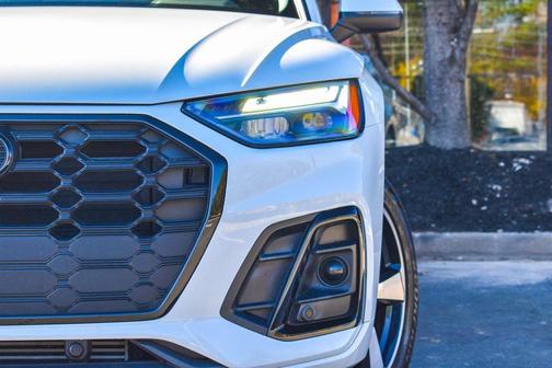 2022 Audi Q5 45 S line Premium Plus