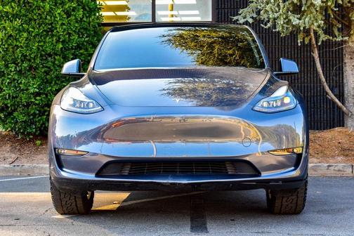 2023 Tesla Model Y Long Range Dual Motor All-Wheel Drive