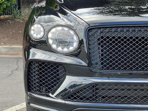 2023 Bentley Bentayga Azure