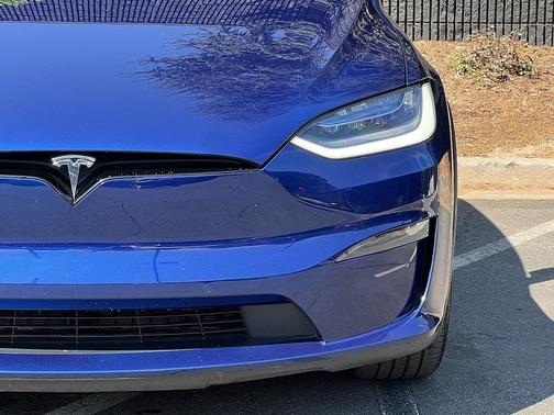 2022 Tesla Model X Plaid Tri Motor All-Wheel Drive