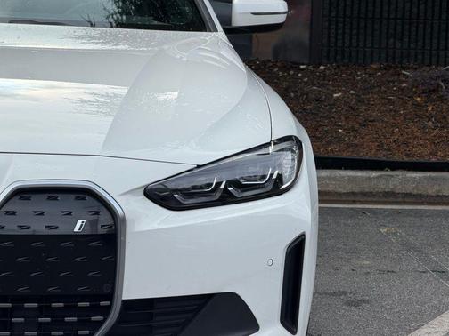 Alpine White 2023 BMW i4 Gran Coupe eDrive35