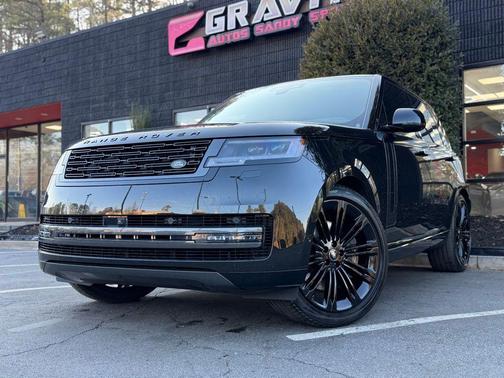 2024 Land Rover Range Rover P530 SE