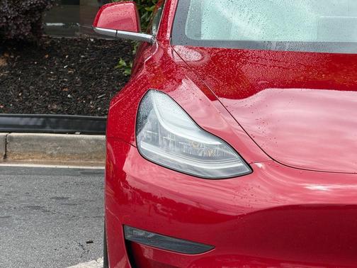 Red Multi-Coat 2019 Tesla Model 3 Long Range