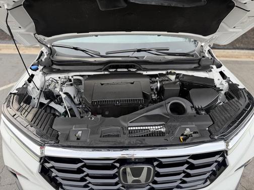 2023 Honda Pilot AWD Elite