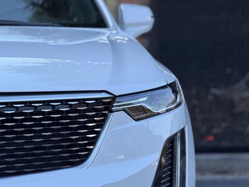 2023 Cadillac XT6 Luxury AWD