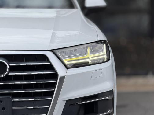 2017 Audi Q7 3.0T Premium