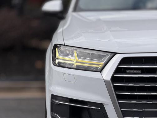 2017 Audi Q7 3.0T Premium