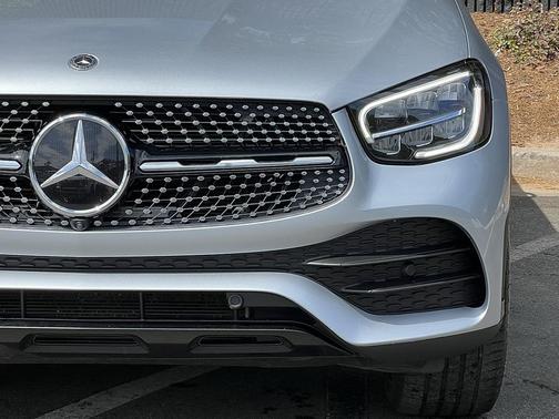 2023 Mercedes-Benz GLC 300 4MATIC Coupe