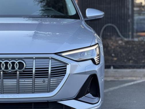 2021 Audi e-tron Sportback Prestige