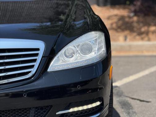 2011 Mercedes-Benz S-Class 4MATIC