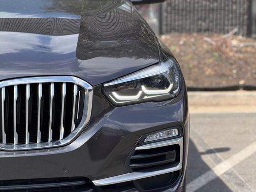 Dark Graphite Metallic 2019 BMW X5 xDrive40i