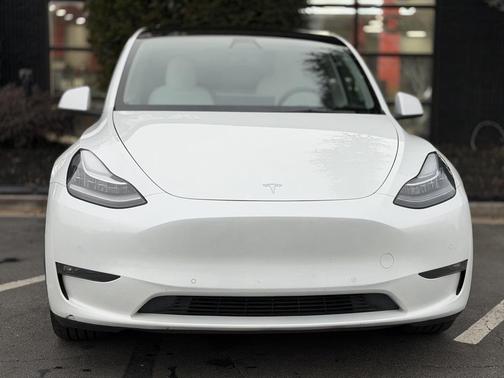 2021 Tesla Model Y Long Range Dual Motor All-Wheel Drive