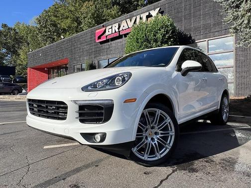 2018 Porsche Cayenne Platinum Edition