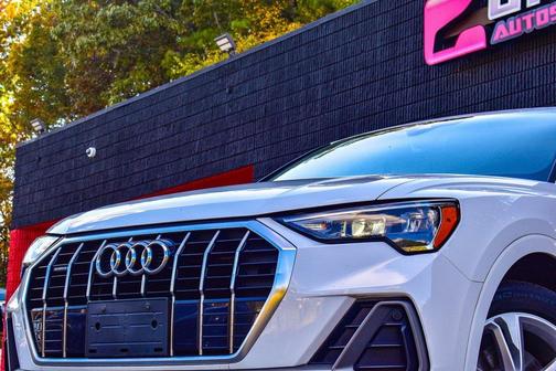 2021 Audi Q3 45 S line Premium