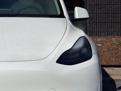 Pearl White Multi-Coat 2021 Tesla Model Y Performance Dual Motor All-Wheel Drive