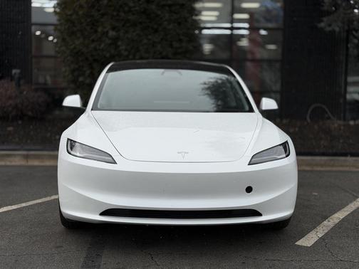 2024 Tesla Model 3 Long Range