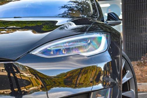 2018 Tesla Model S 75D