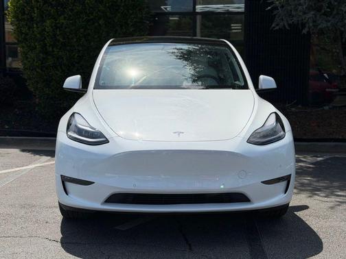Pearl White Multi-Coat 2021 Tesla Model Y Long Range Dual Motor All-Wheel Drive