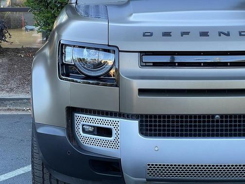 2020 Land Rover Defender 110 HSE