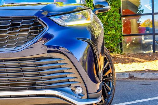 2024 Toyota Highlander XSE