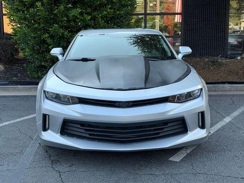 Silver Ice Metallic 2018 Chevrolet Camaro 1LT