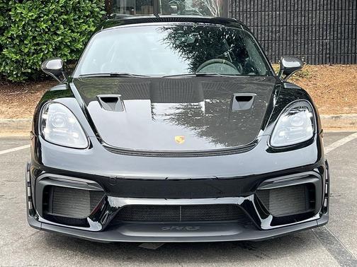 2023 Porsche 718 Cayman GT4 RS